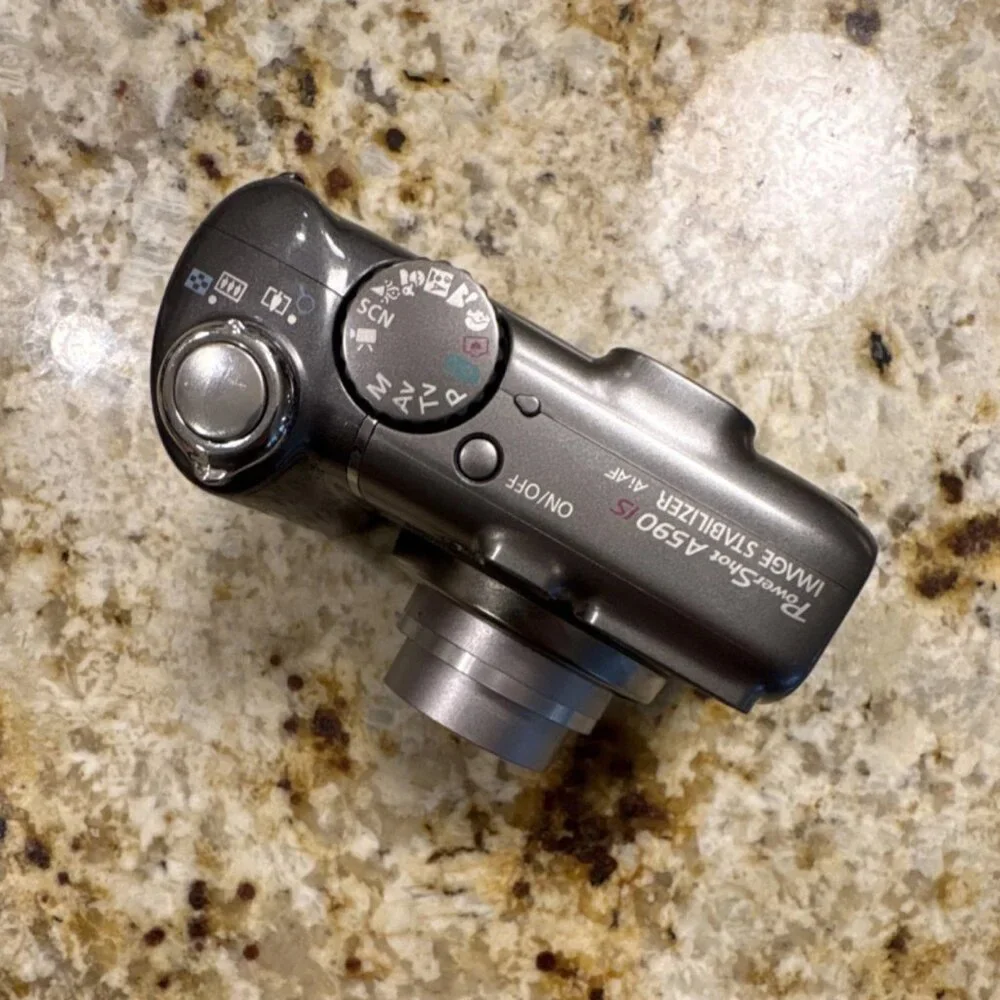 Canon PowerShot A590 IS 8MP Digital Camera 4x Zoom Tested Works Y2K Digicam